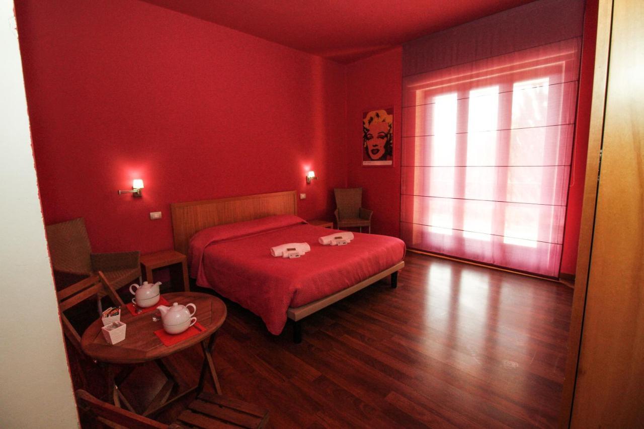 Hotel I Colori Sant'Antioco Ngoại thất bức ảnh